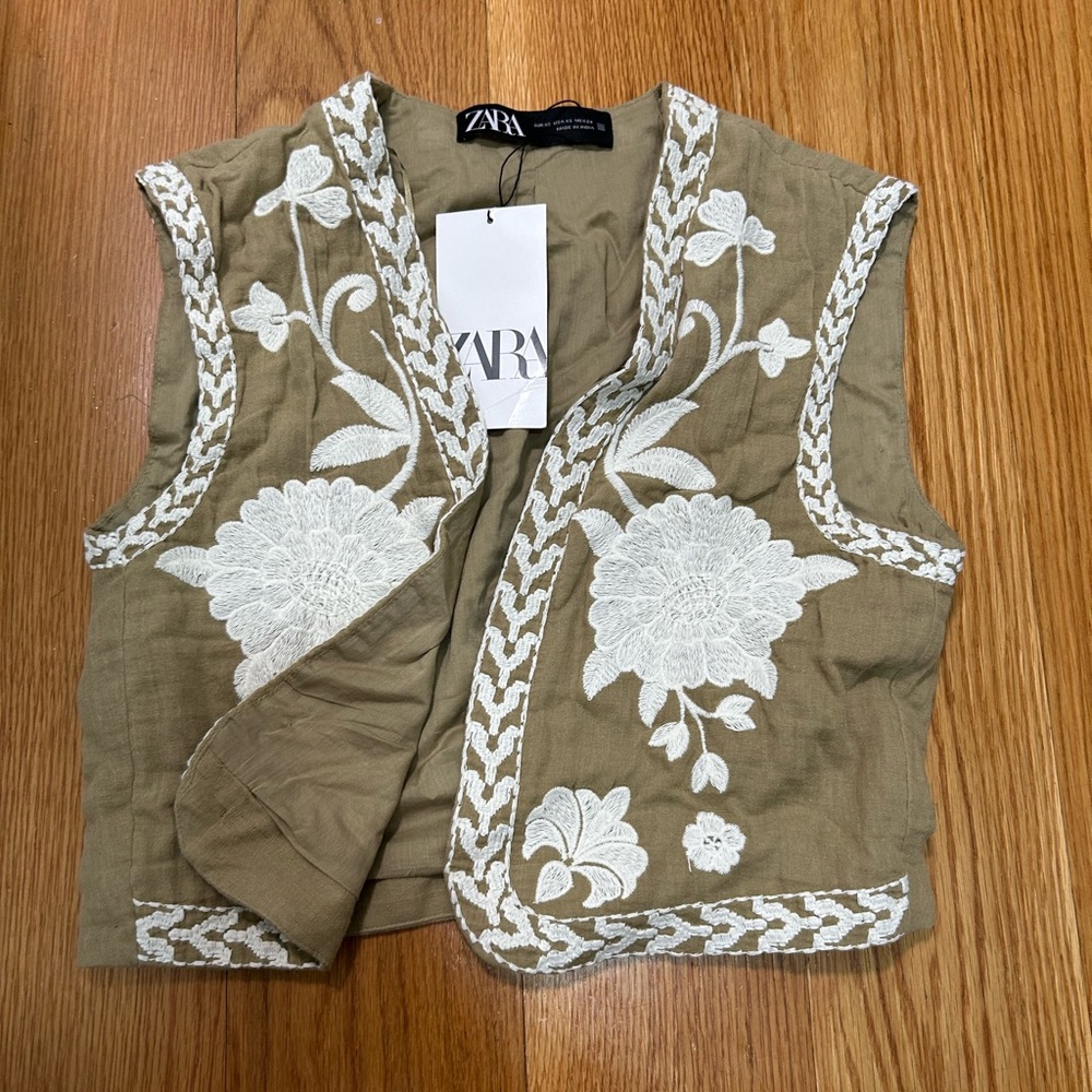 Zara CROPPED EMBROIDERED VEST